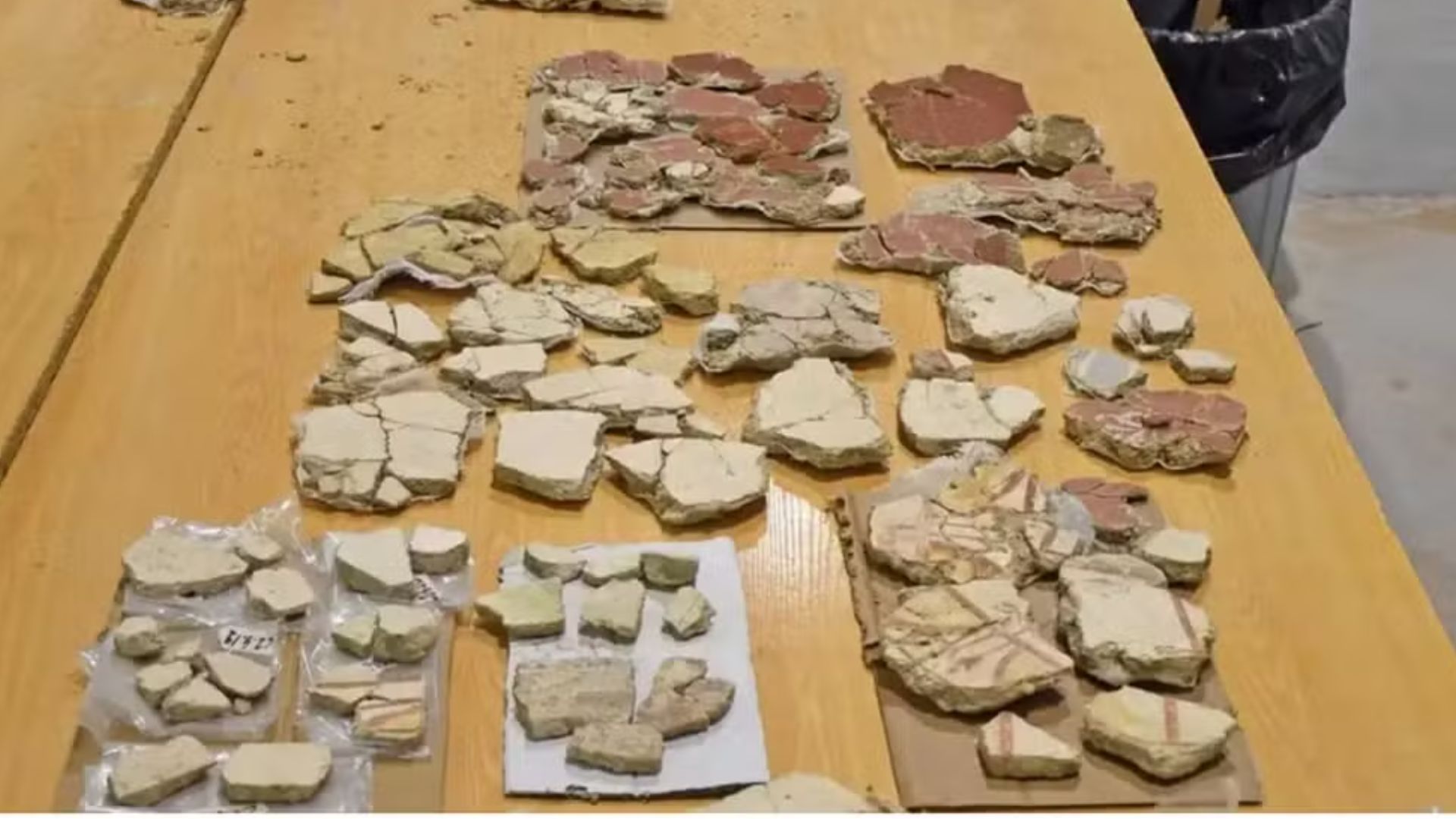 4 mil fragmentos de murais romanos são descobertos na Espanha