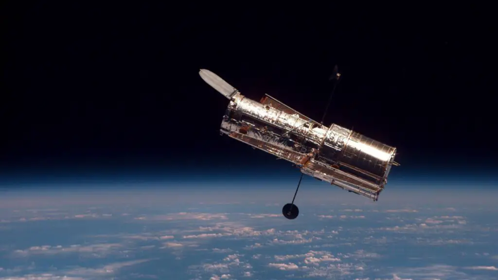 Há 35 anos o lançamento do Telescópio Hubble revolucionou a astronomia 2 Há 35 anos o lançamento do Telescópio Hubble revolucionou a astronomia