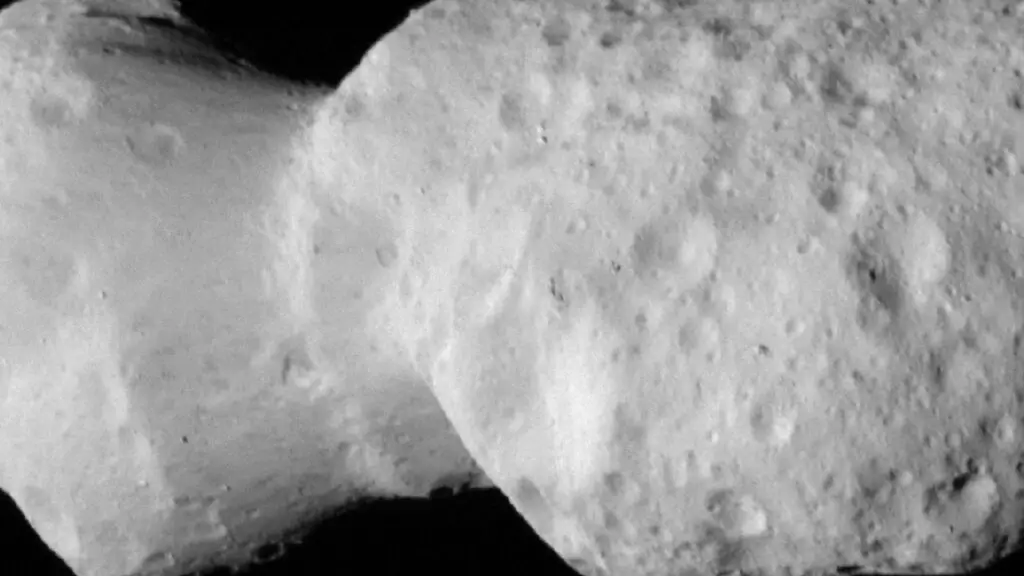 NASA revela imagens de asteroide em formato de amendoim 2 NASA revela imagens de asteroide em formato de amendoim