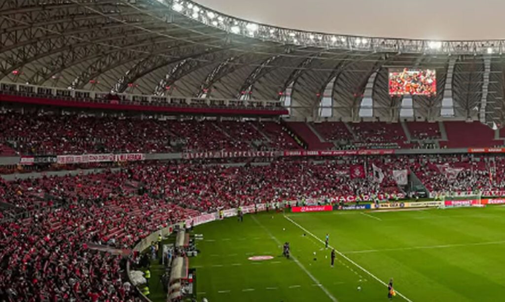 Com 3 gols de cabeça, Inter vira sobre o Juventude e sobe na tabela do Brasileirão 3 No Beira-Rio, time da Serra saiu na frente logo cedo, mas o Inter mostrou força na bola aérea e ganhou por 3 a 1