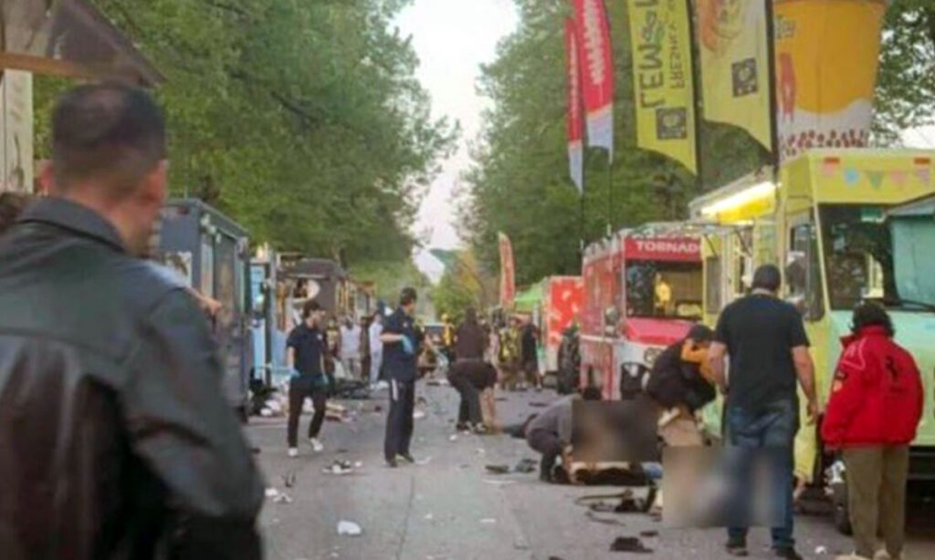 Motorista atropela multidão e deixa ao menos 11 mortos em festival no Canadá 6 Ataque aconteceu em um festival da comunidade filipina em Vancouver. O motorista foi preso e em seu depoimento pediu desculpas as pessoas