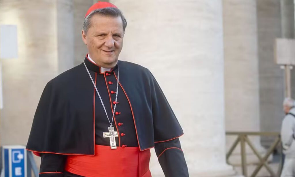 Quando começa o Conclave? Veja nomes cotados para ocupar o cargo de Papa 4 Regras para início do Conclave foram alteradas por Bento XVI em 2013. Conclave para eleger sucessor deve começar entre 15 e 20 dias