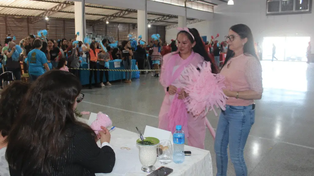 Mais de 350 mães participaram da XXV edição GinFest em Bom Jesus do Sul 18 crys 13 12