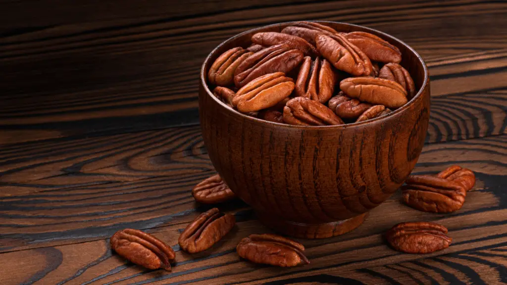 11 alimentos que ativam o colágeno e devolvem firmeza à sua pele 4 Manter a pele firme, hidratada e com aquele viço saudável que todo mundo deseja não é tarefa exclusiva de cremes milagrosos ou tratamentos estéticos avançado.