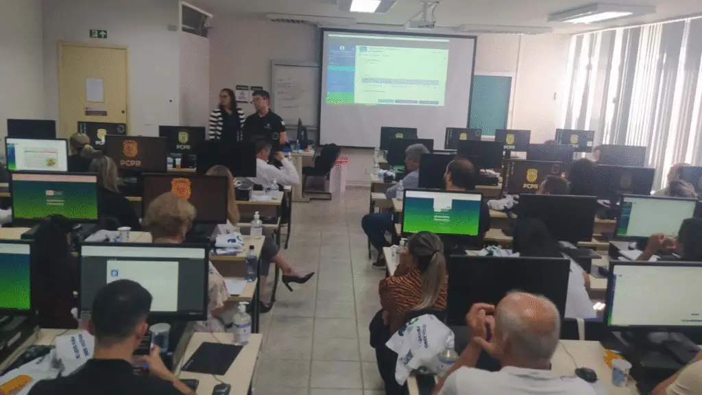 Capacitação do Procon-PR fortalece defesa do consumidor e unifica sistema em todo o Paraná 3 crys 5