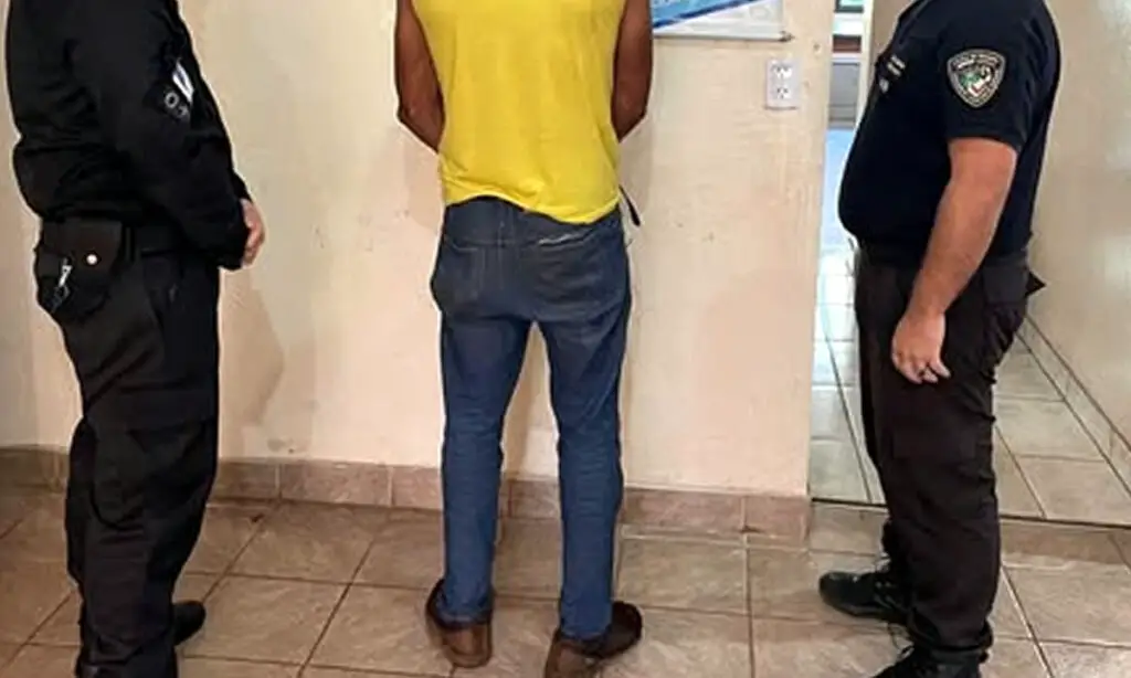 Barraconense é preso após perseguição em Bernardo de Irigoyen 3 O barraconense de 38 aos teria ameaçado um gendarme dias atrás. Nessa terça-feira, ele tentou fugir e acabou preso