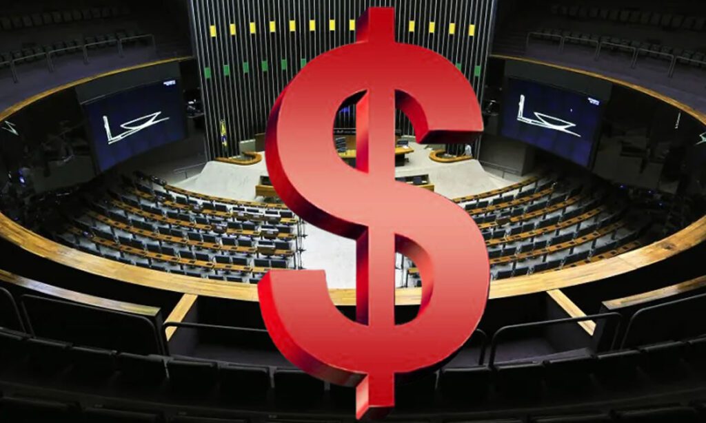 O Senado Federal analisa o projeto que propõe o aumento do número dos deputados, confirma quanto vai impactar a criação de 18 novas vagas na Câmara