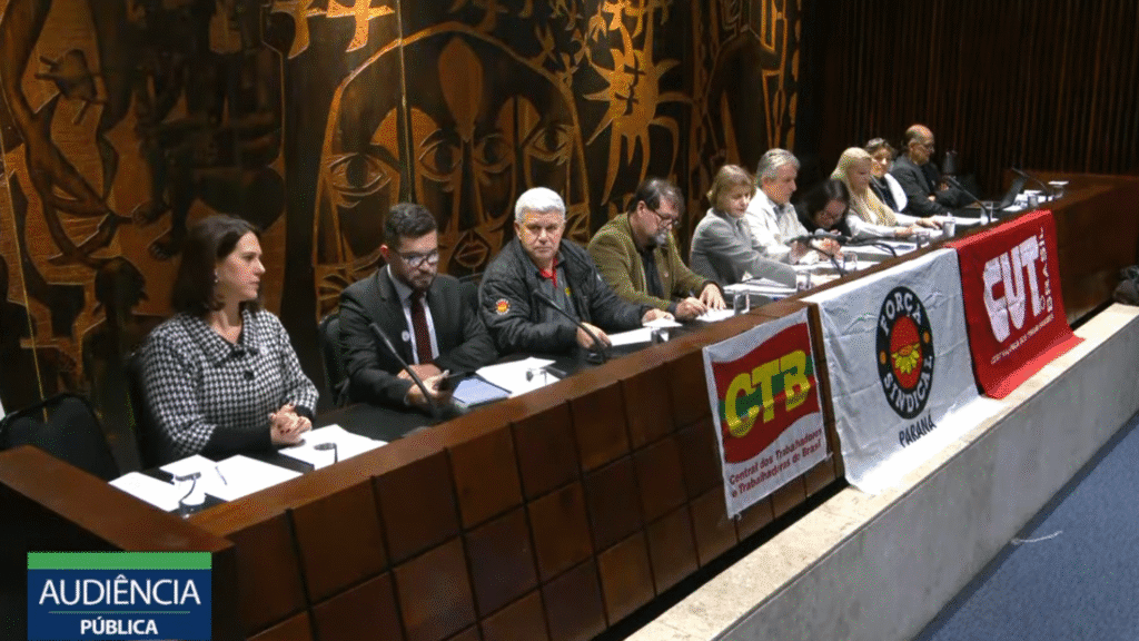 Saúde do trabalhador é tema de audiência pública no Paraná 4 crys 11 5