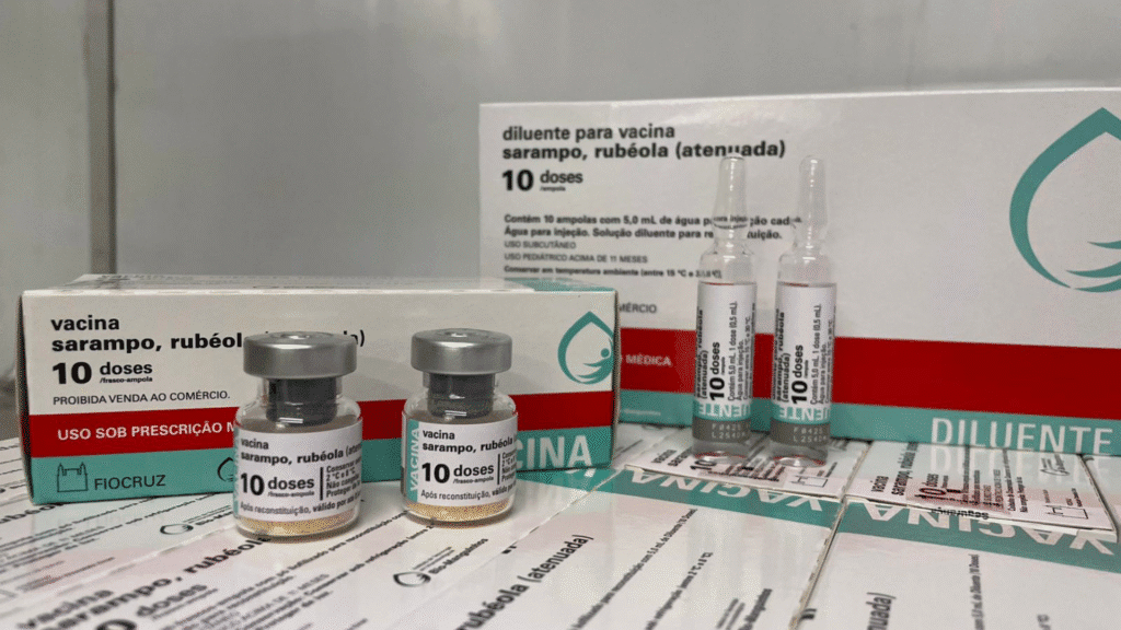 Dose zero contra o sarampo começa no Paraná para reforçar a proteção 2 Paraná amplia vacinação contra o sarampo em crianças de seis a 11 meses para reforçar a prevenção em todos os municípios