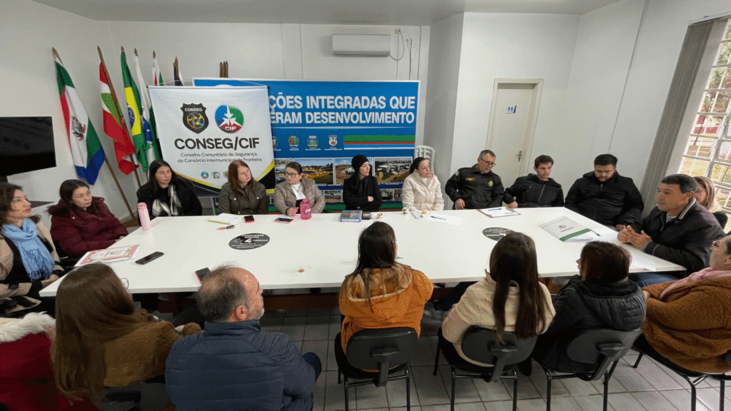Tri Fronteira planeja campanha contra o uso de cigarro eletrônico nas escolas
