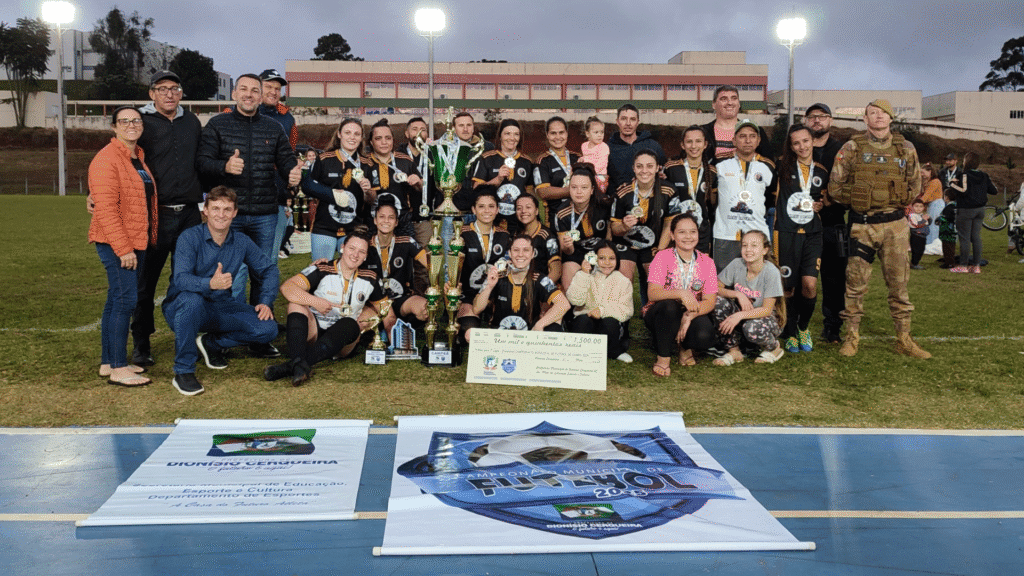 Cristo Rei é campeã do Campeonato Cerqueirense Feminino 2025 2 O time Cristo Rei conquistou o título do Campeonato Cerqueirense Feminino 2025 em uma final emocionante no Estádio Jacob Maran