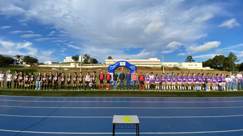 Cristo Rei é campeã do Campeonato Cerqueirense Feminino 2025 7 crys 9 3