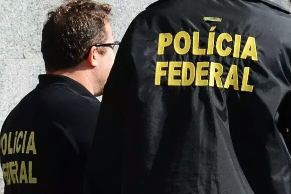 Adolescente é apreendido com R$ 1.000 em cédulas falsas em Dionísio Cerqueira 4 O adolescente foi encaminhado à Delegacia da Polícia Civil local para os procedimentos legais e as cédulas foram apreendidas