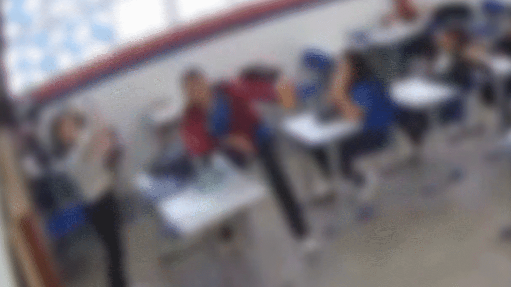 Aluno atinge professora com tapa após discussão em sala de aula 3 crys 12 3