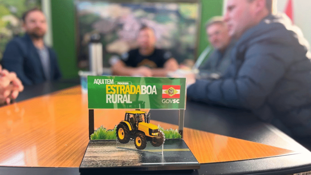 São José do Cedro busca parcerias regionais para ampliar pavimentação rural 2 crys 21 5