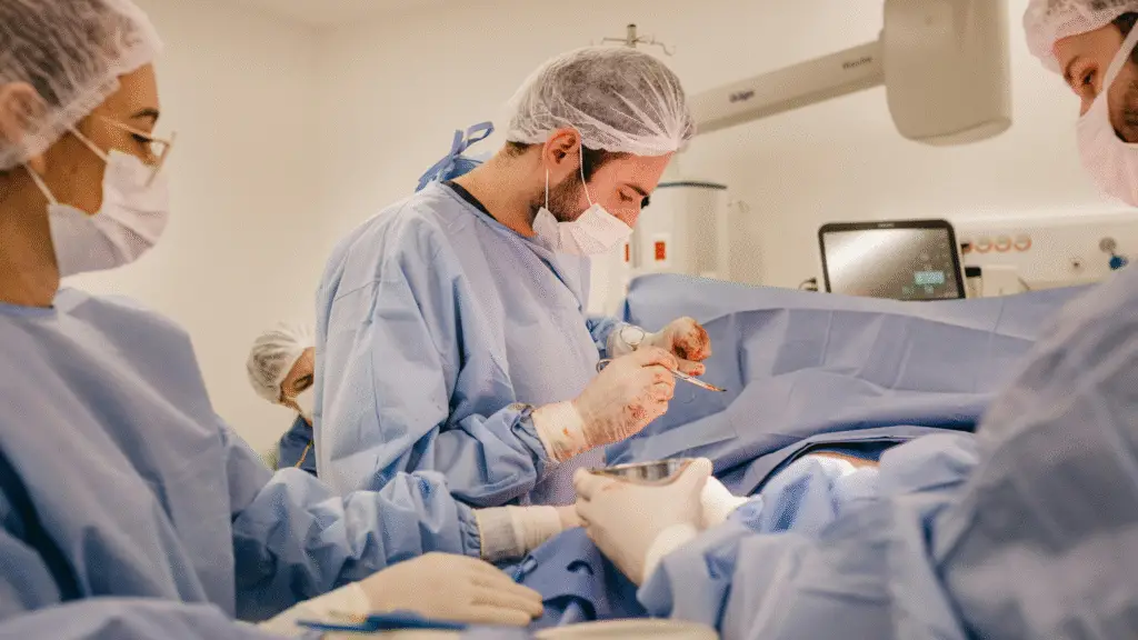 Brasil mantém posição de destaque global em cirurgia plástica, impulsionado por fatores culturais, sociais e qualificação profissional