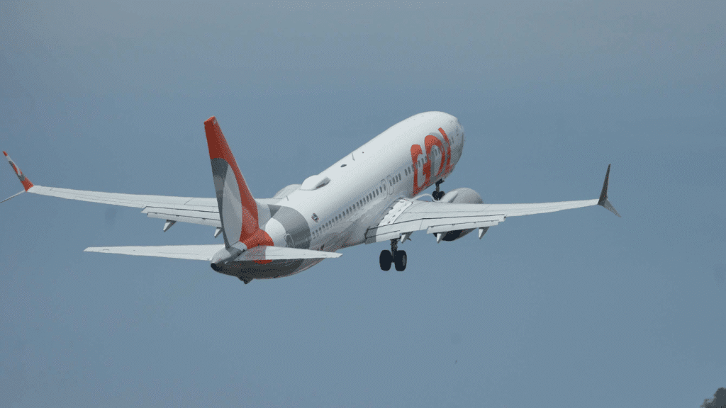 Paraná terá nova rota aérea direta para Fortaleza 3 Novo voo direto ligará Foz do Iguaçu a Fortaleza a partir de novembro, reforçando a malha aérea nacional e o turismo entre Paraná e Ceará.