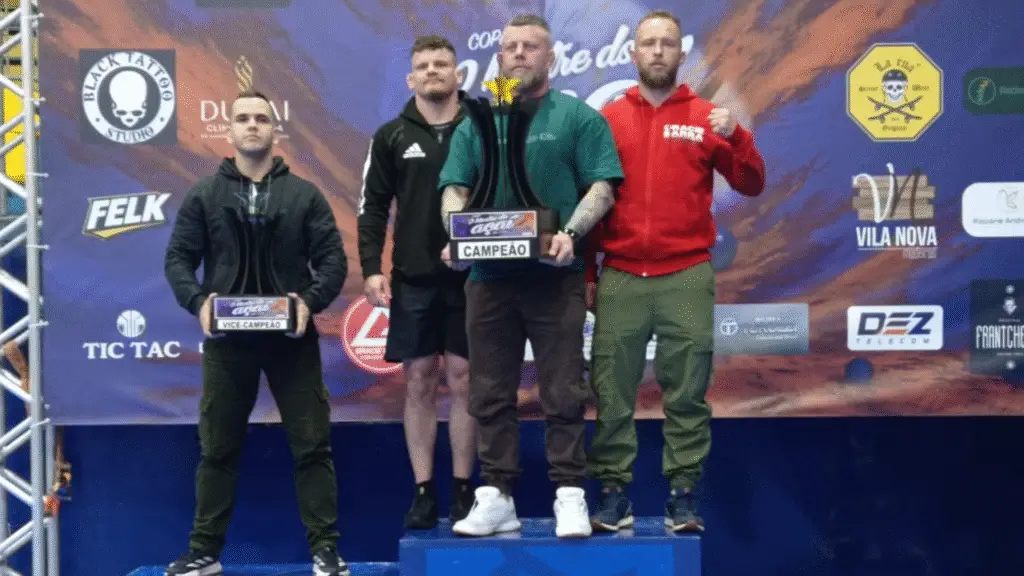 Flor da Serra do Sul é vice-campeã com a equipe Alfa Jiu Jitsu na Copa Mestre do Açaí 5 crys 40 4
