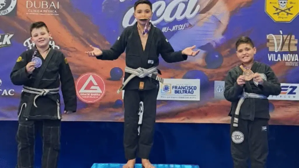 Flor da Serra do Sul é vice-campeã com a equipe Alfa Jiu Jitsu na Copa Mestre do Açaí 11 crys 43 5