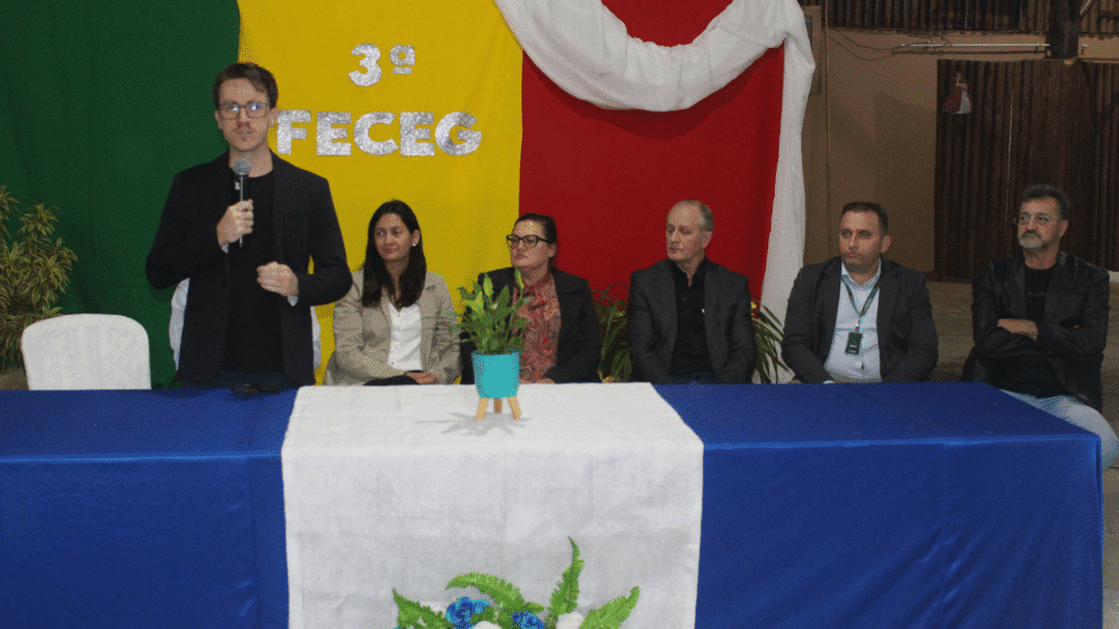 Guarujá do Sul lança 3ª edição da FECEG com recorde de expositores e shows 6 crys 53 3