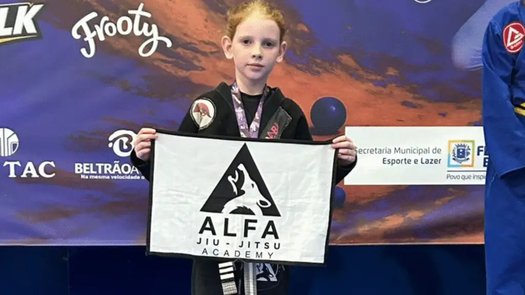 Flor da Serra do Sul é vice-campeã com a equipe Alfa Jiu Jitsu na Copa Mestre do Açaí 24 crys 57 3