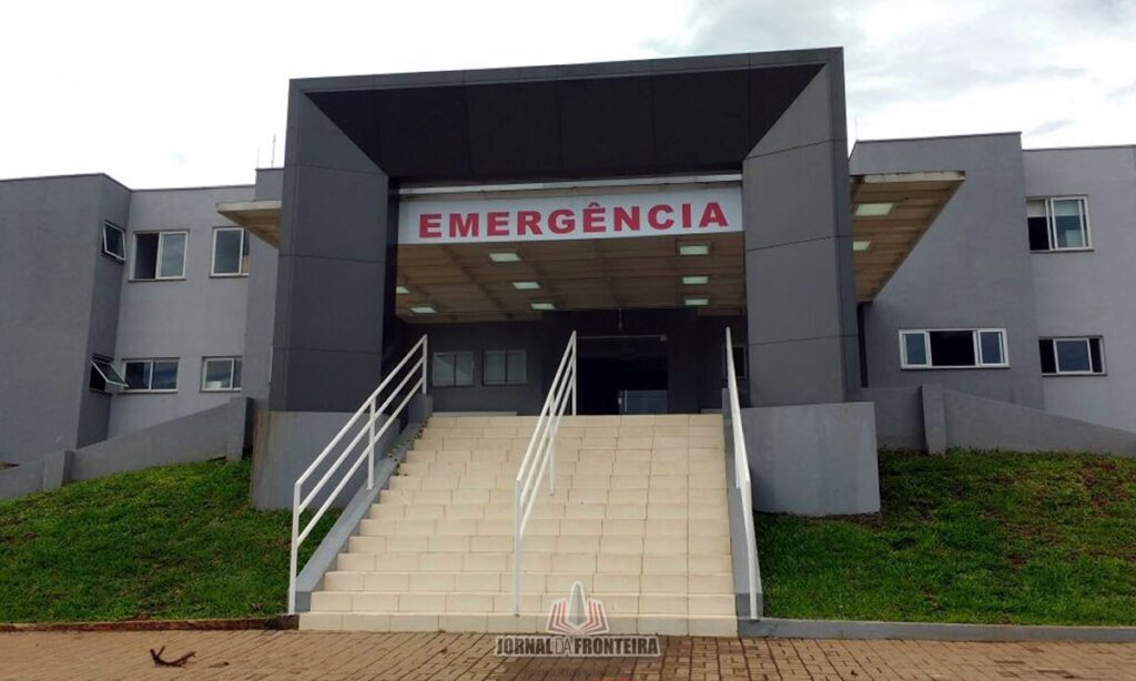 Hospital Municipal/ Santé se manifesta após agressão a enfermeiros; agressores estariam sob efeito de álcool diz nota 4 Uma nota à imprensa foi divulgada na manhã desta segunda-feira, por parte Hospital Municipal de Dionísio Cerqueira/ Instituto Santé