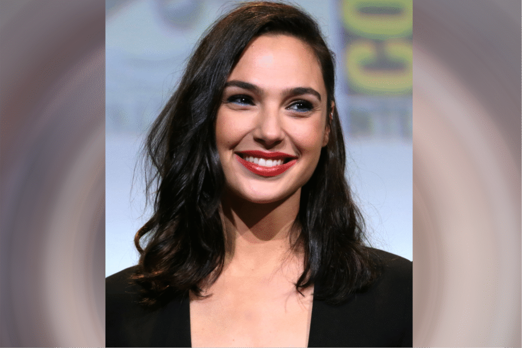 As 15 mulheres mais bonitas do mundo em 2025: uma lista que vai surpreender você 16 Gal Gadot