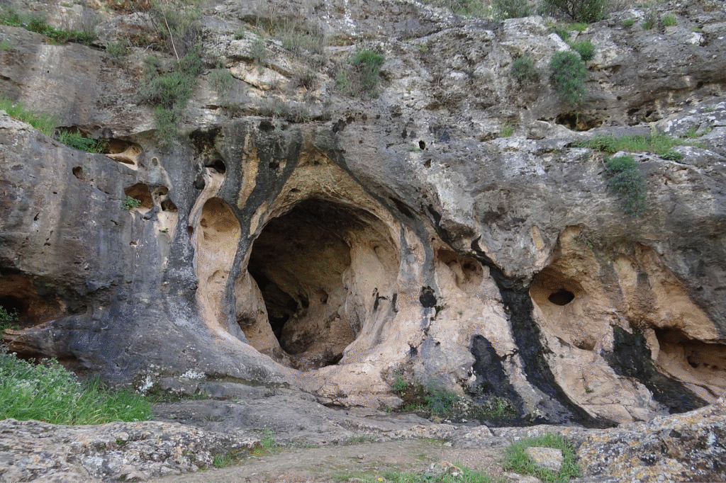 caverna crianca