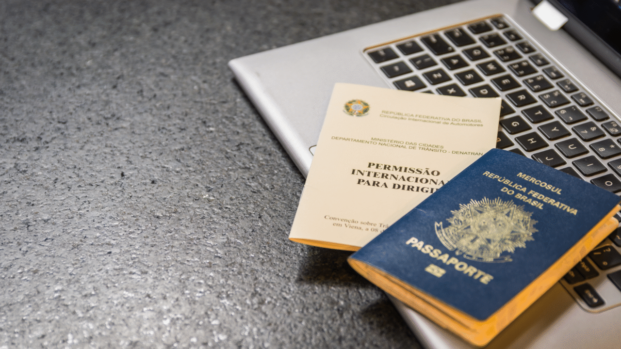 Especialistas revelam dicas práticas para planejar viagens, evitar desperdícios e multiplicar suas milhas em promoções.