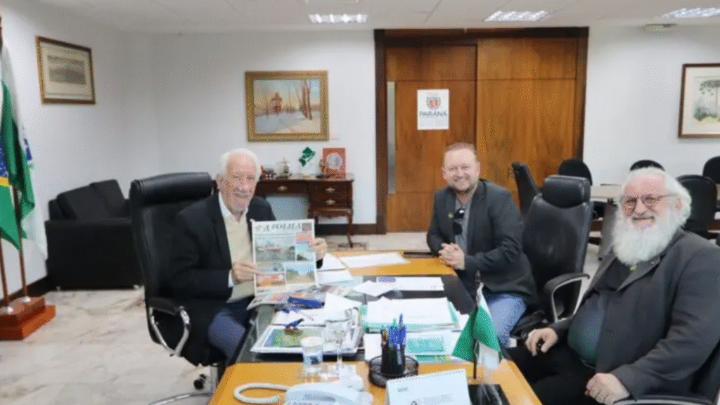 Adjori/PR reforça diálogo com governo do Paraná em encontros estratégicos 3 Associação dos Jornais do Interior reforça vínculos com autoridades estaduais e destaca o papel da imprensa regional no Paraná.