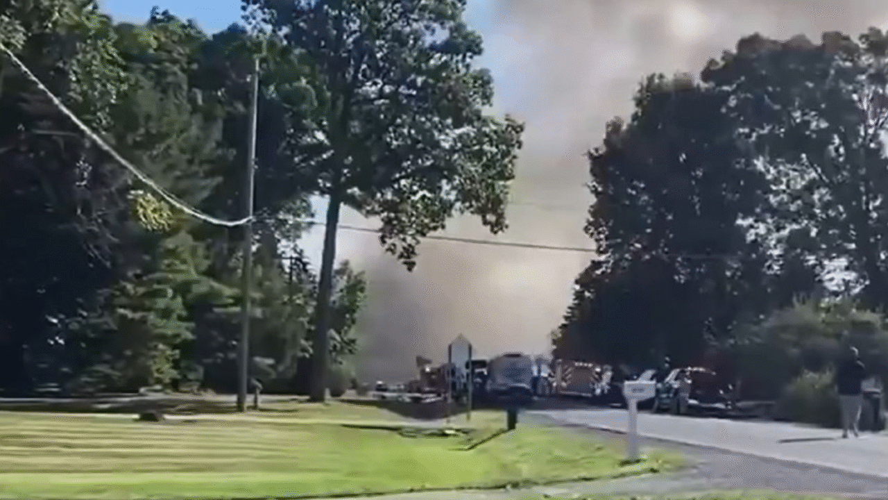 Ataque a igreja mórmon deixa mortos, feridos e incêndio devastador