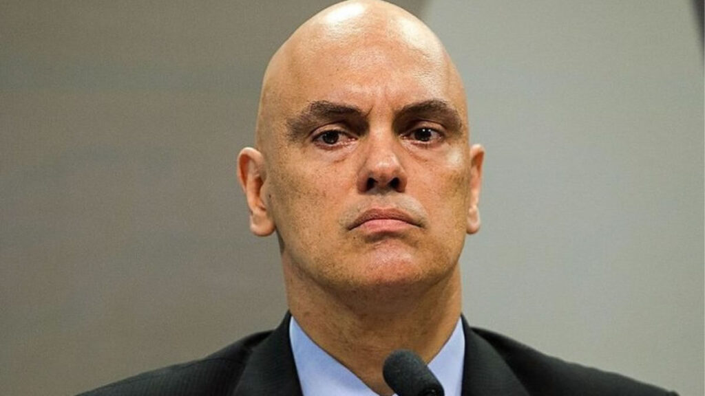 Senado articula CPI Vaza Toga contra supostas irregularidades do STF 3 Com apoio de senadores, CPI da Vaza Toga tem assinaturas suficientes para a instalação, cabe agora ao presidente do Senado, realizar a leitura do requerimento em Plenário