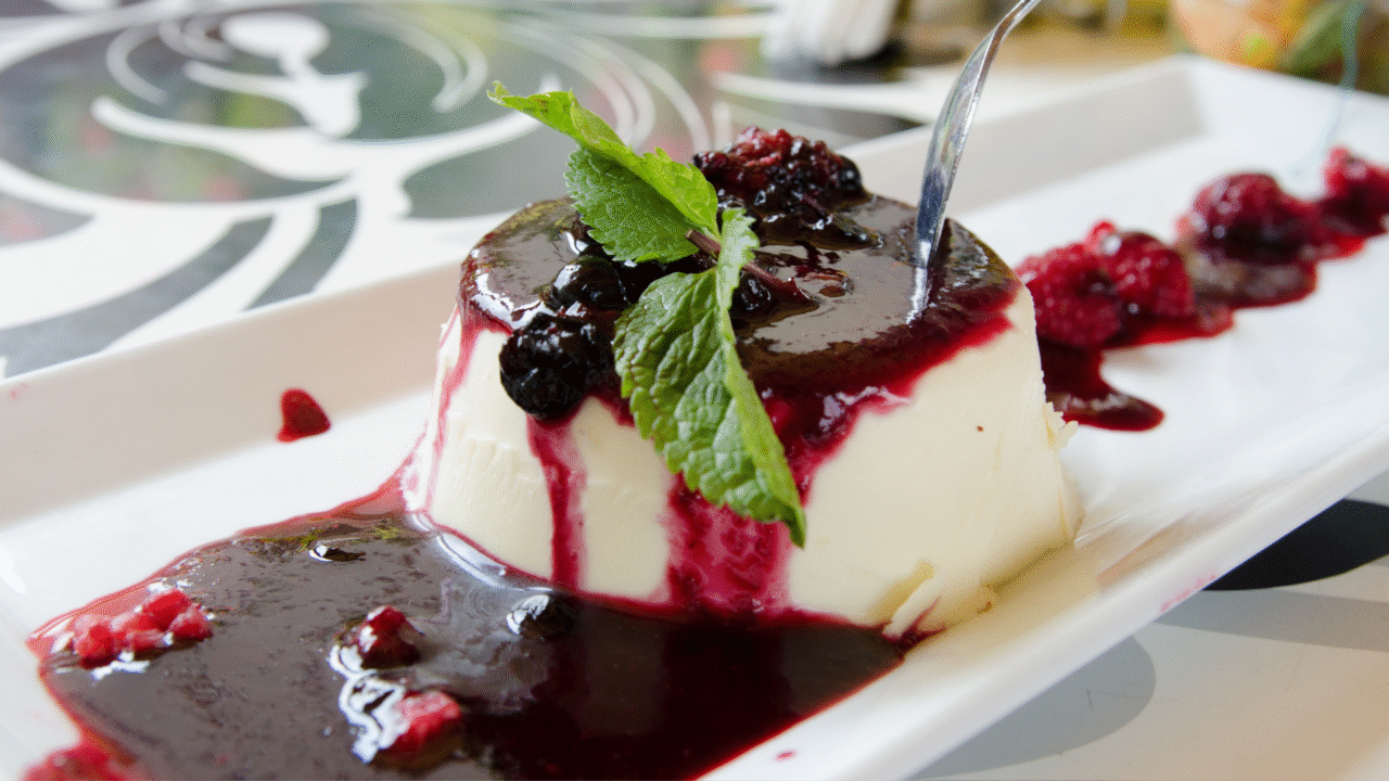 Panna Cotta: a sobremesa italiana que encanta pela simplicidade e sofisticação 3 Panna Cotta: a sobremesa italiana que encanta pela simplicidade e sofisticação