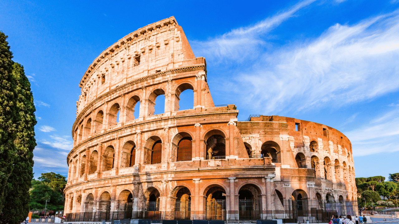 Os 10 pontos turísticos mais fotografados do mundo: lugares que encantam lentes e corações 5 Heloisa L 46 1