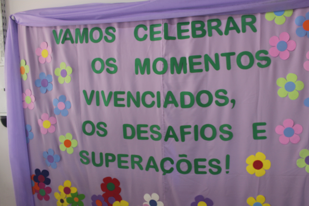 Barracão celebra o Dia do Idoso em tarde animada com a "Matinê da Primavera" 8 crys 18 5