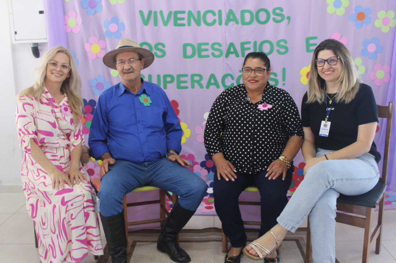 Barracão celebra o Dia do Idoso em tarde animada com a "Matinê da Primavera" 3 crys 23 4