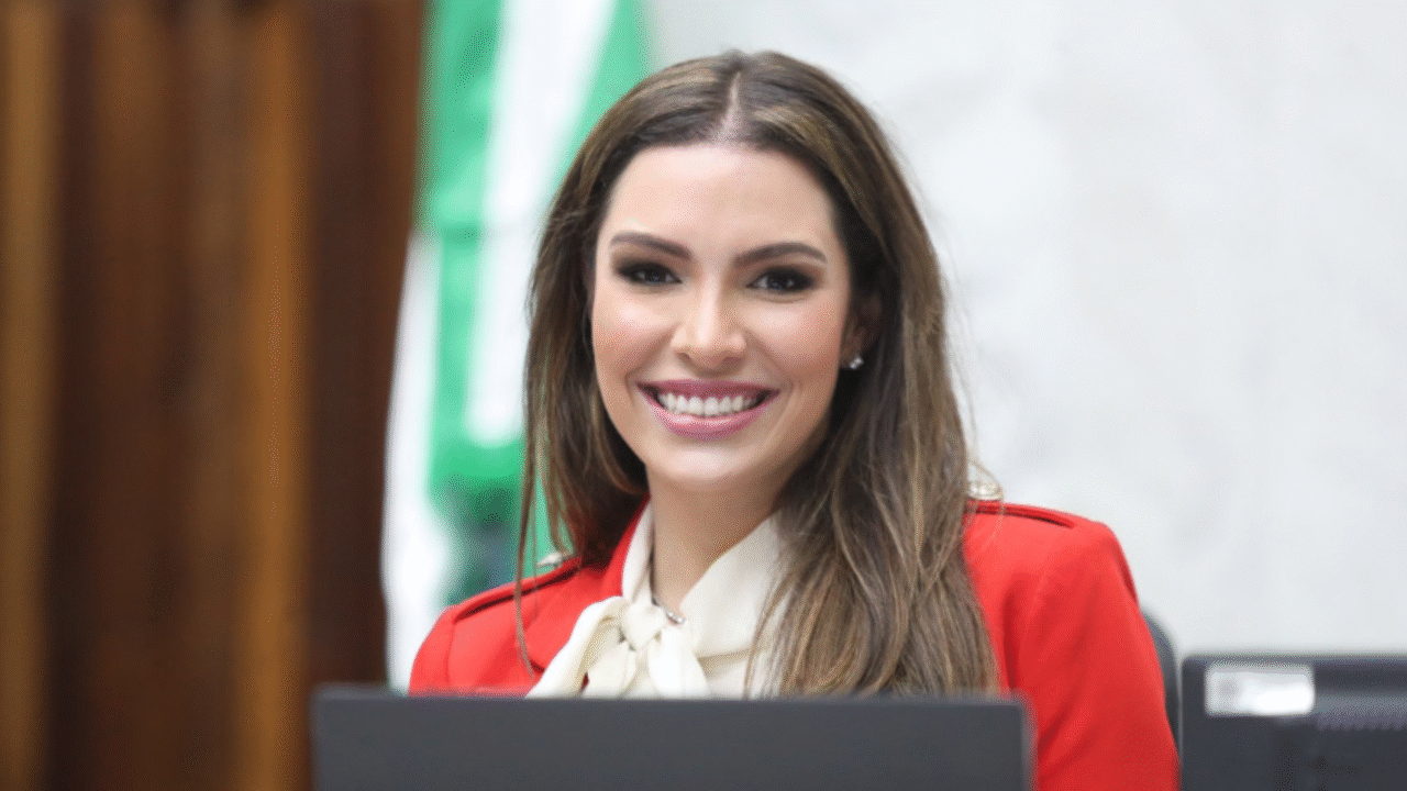 Biocarvão pode se tornar novo motor da economia sustentável no Paraná 3 Projeto de Maria Victoria pode transformar resíduos em energia e colocar o Paraná na liderança da economia verde no Brasil.
