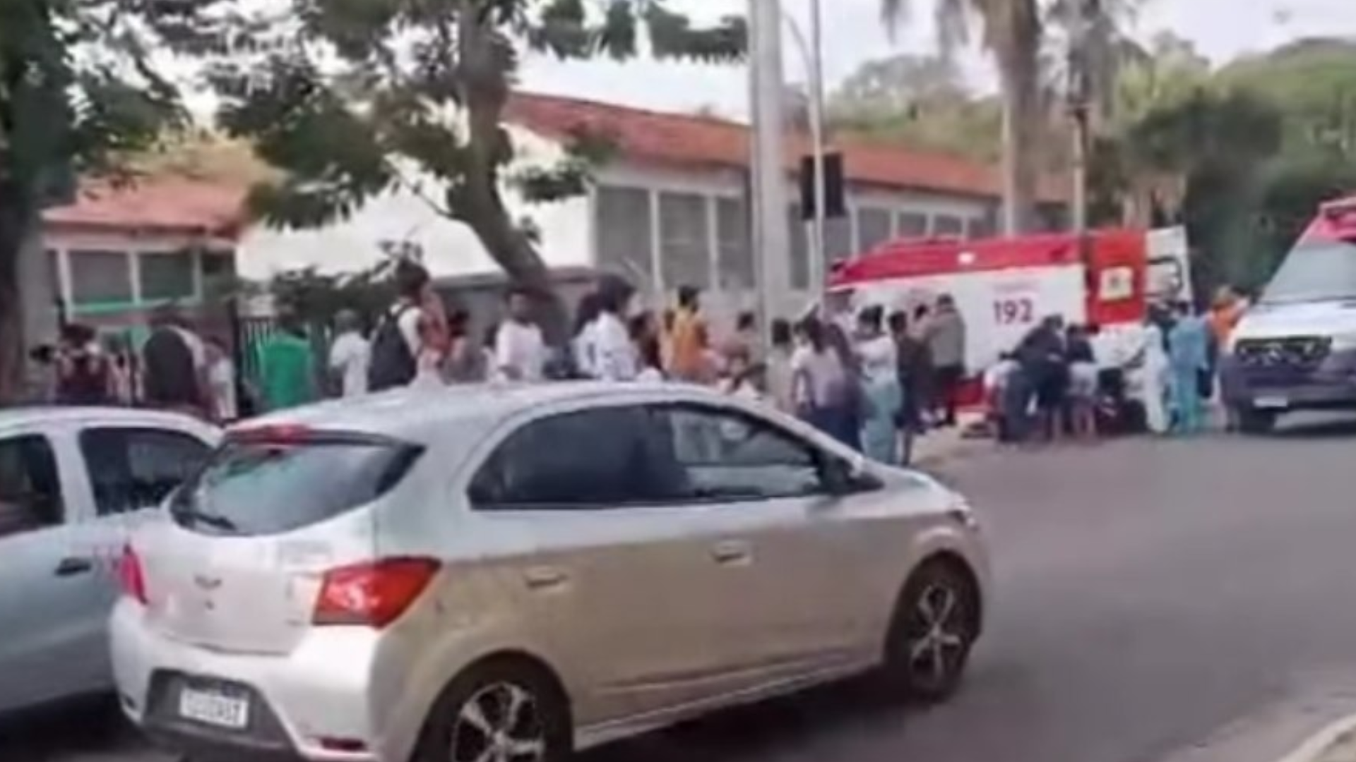 Salpicão servido em escola provoca mal-estar em dezenas de alunos