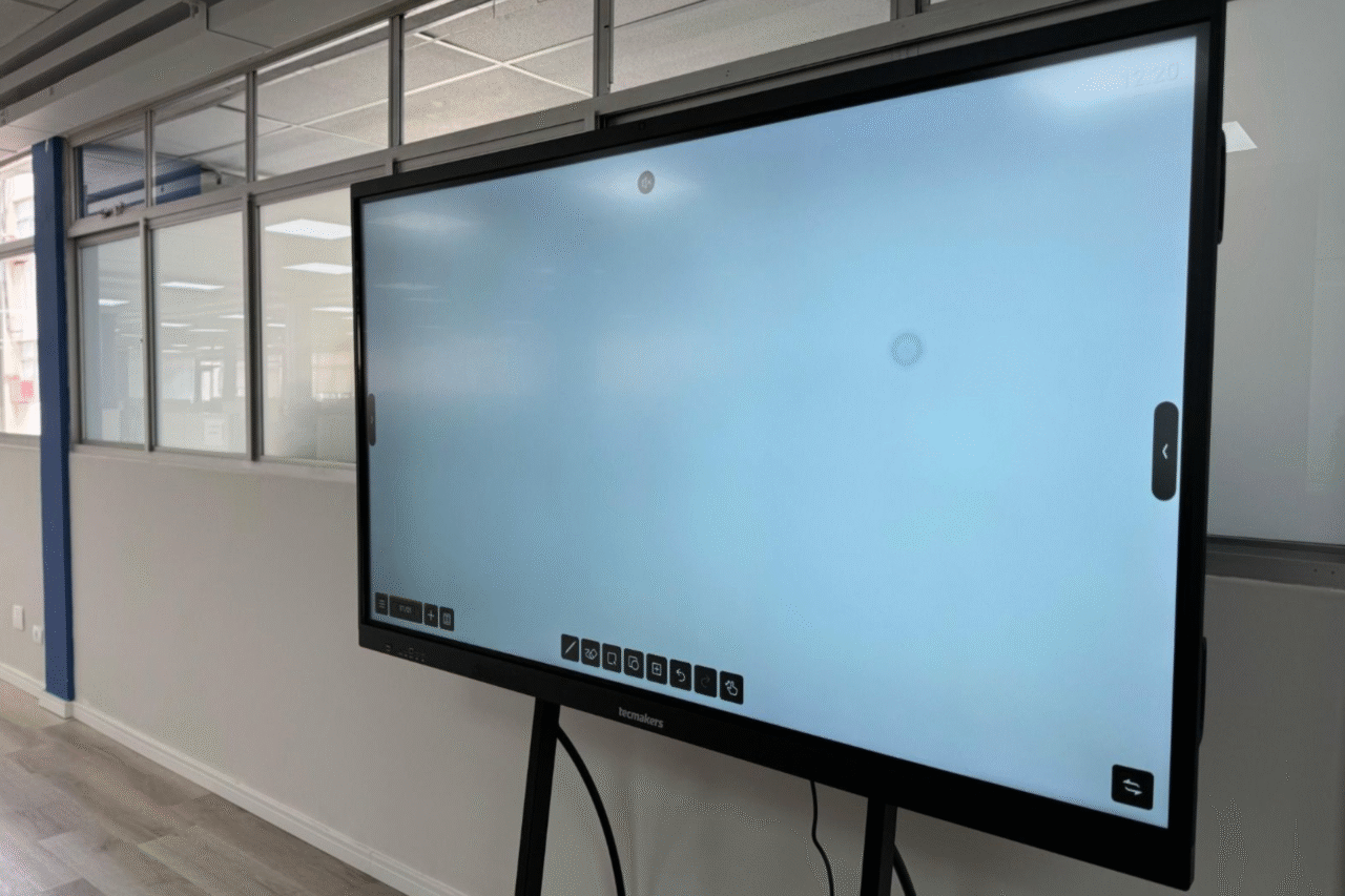 Bom Jesus do Sul tem 100% dos alunos em tempo integral nas escolas 3 Com 100% dos alunos em tempo integral, Bom Jesus do Sul se destaca por investir em tecnologia, robótica e estrutura escolar