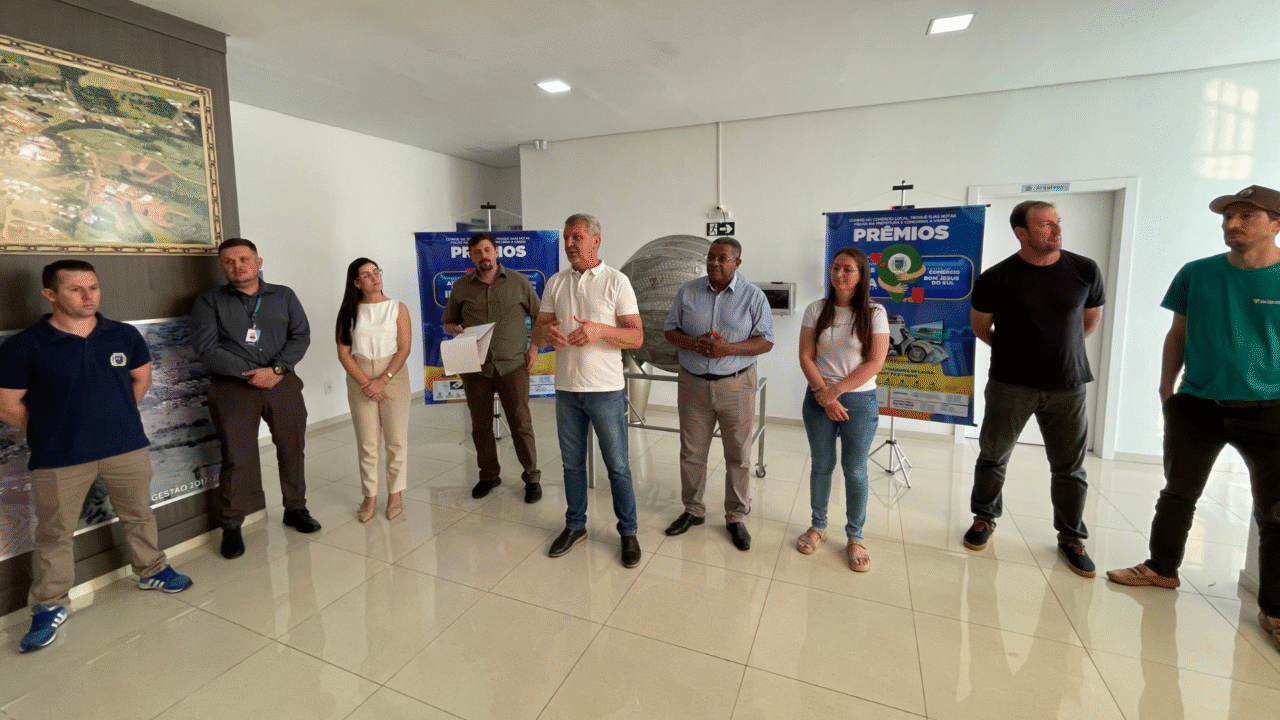 Realizado 3º sorteio da Campanha “Abrace essa Ideia – Compre no Comércio Local” 7 crys 7 4