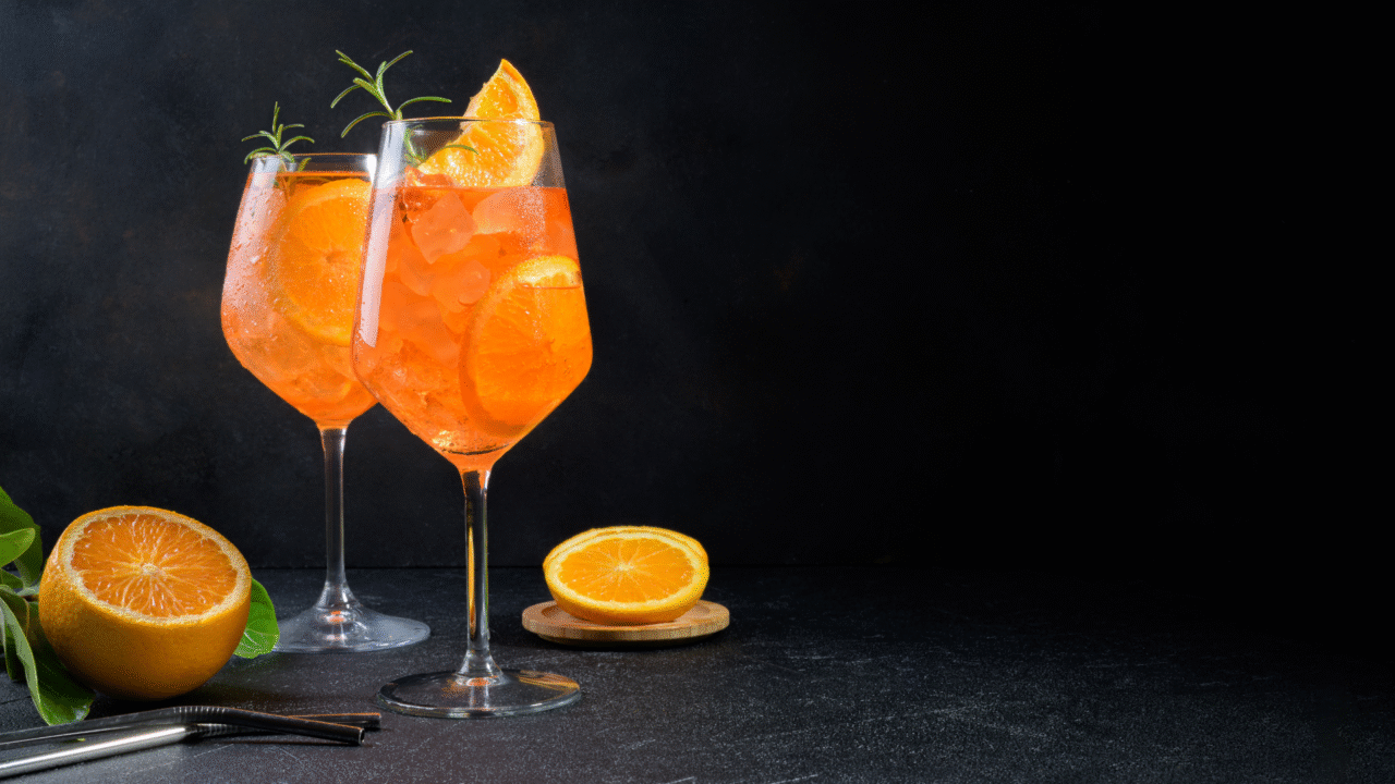 Como fazer o drink Aperol Spritz