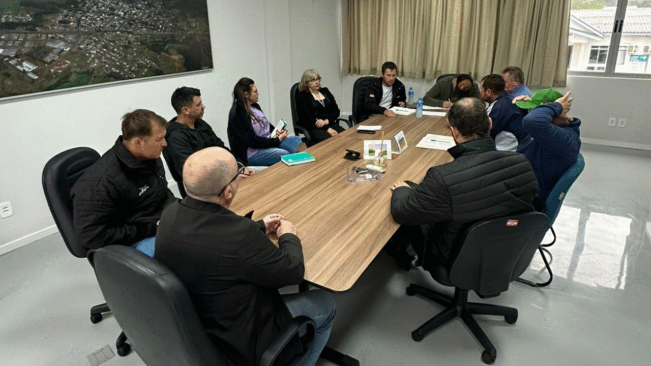 Conselho Municipal de Agricultura realiza reunião para discutir melhorias no setor
