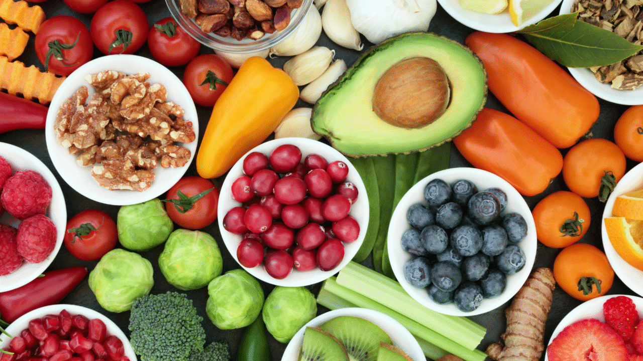 7 alimentos que parecem saudáveis, mas sabotam sua perda de peso