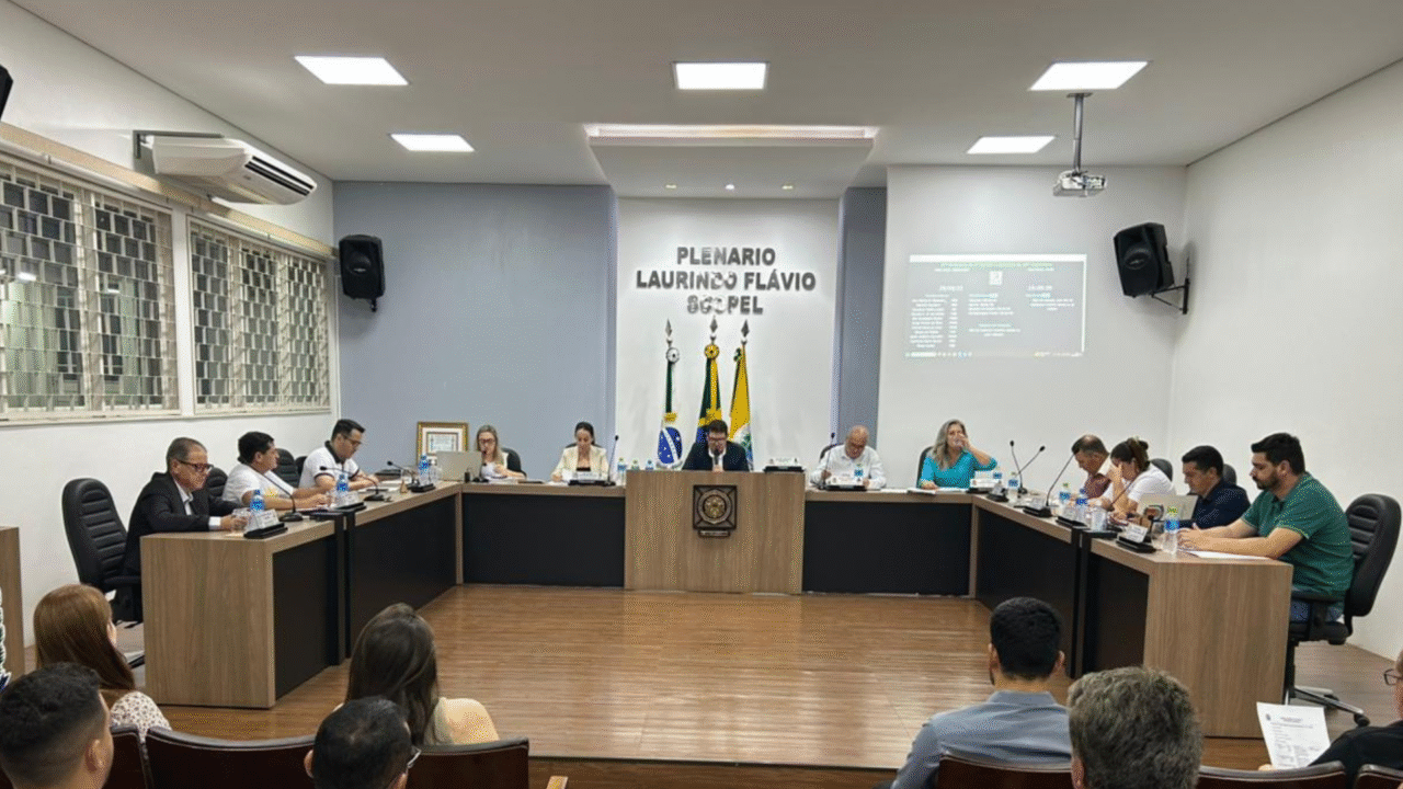 Câmara de Santo Antonio analisa LOA 2026 e aprova novos projetos