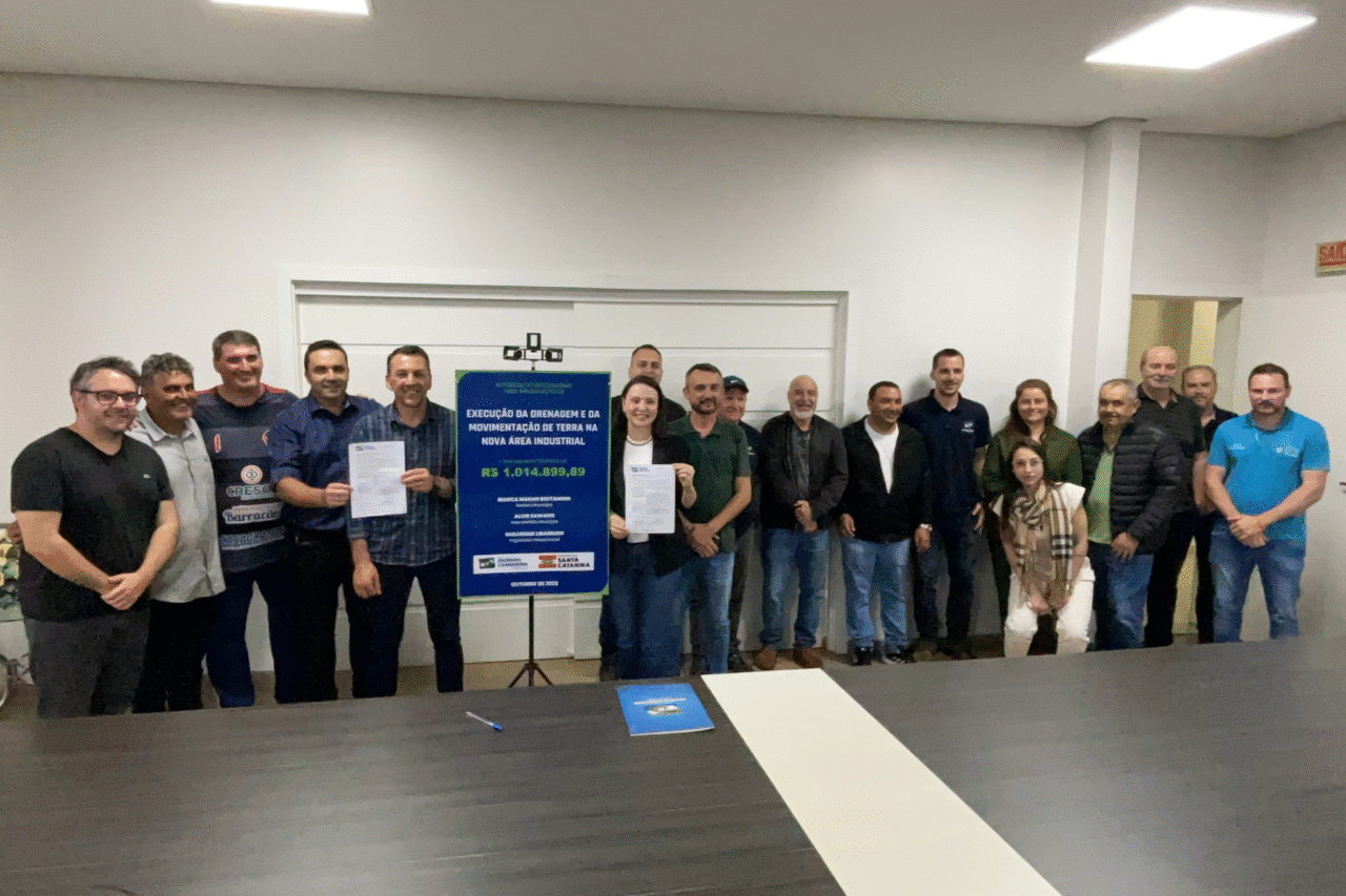 Assinada ordem de serviço para início das obras no Parque Industrial II de Dionísio Cerqueira