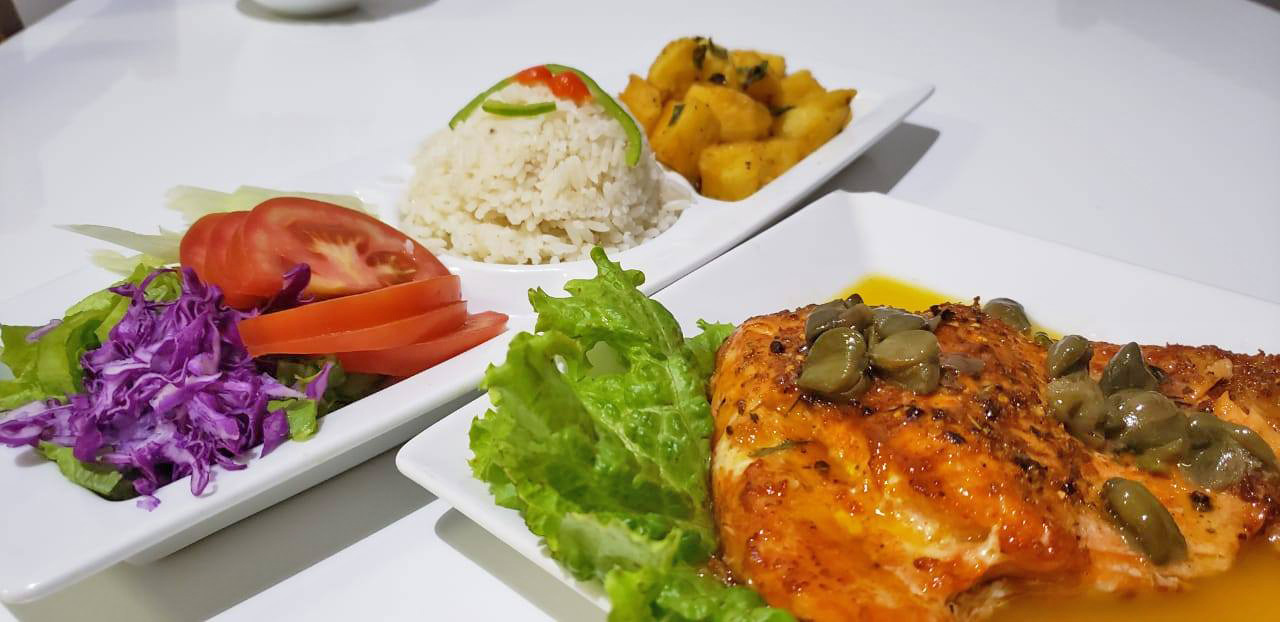 Salmão assado ao molho de alcaparras: receita incrível que une sabor e leveza 3 salmao 2