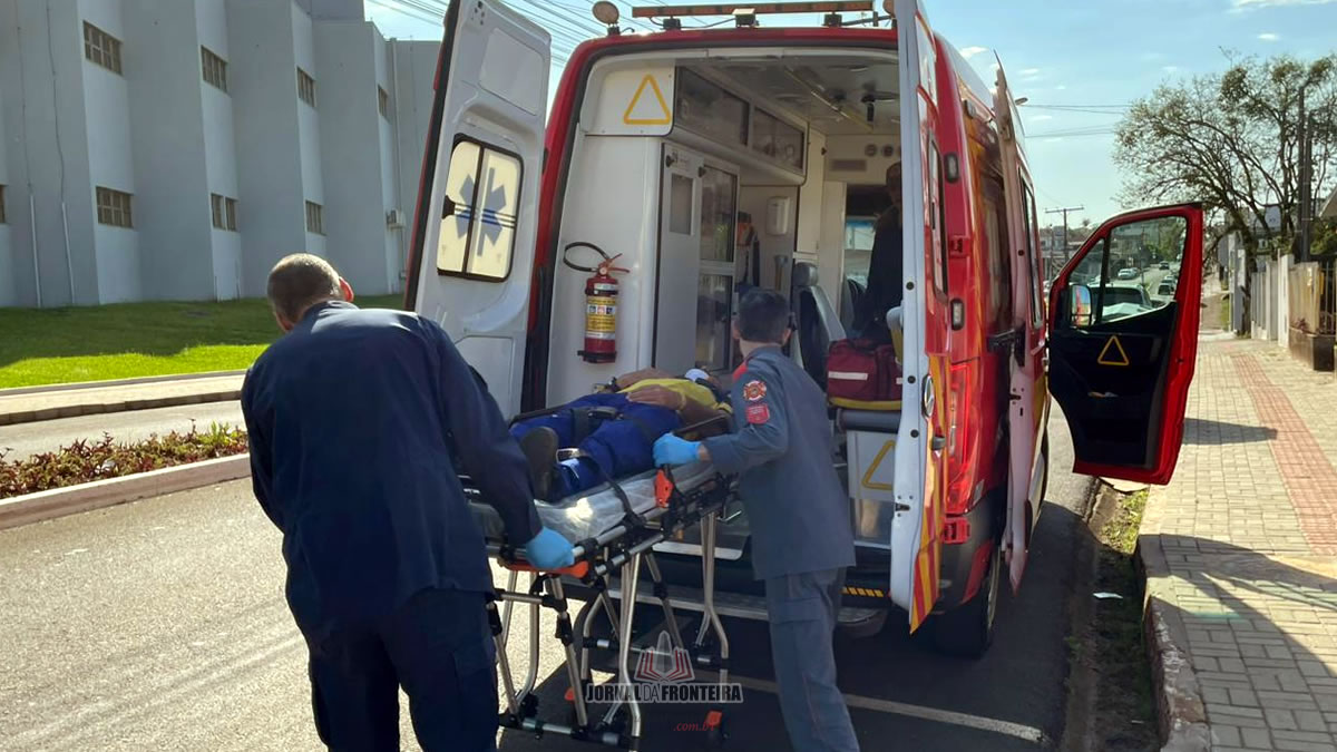 Funcionário dos Correios é atropelado no centro de Dionísio Cerqueira 4 tgdb4wv5