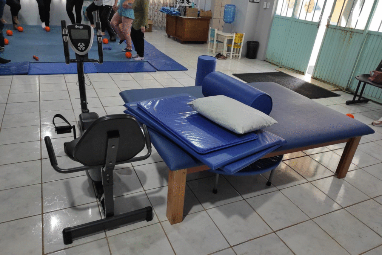 Barracão inaugura moderno espaço de fisioterapia no ESF do Copasa 4 Barracão inaugura moderno espaço de fisioterapia no ESF do Copasa