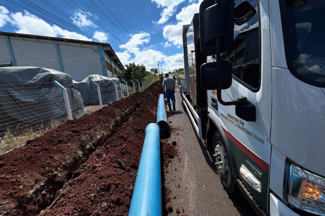 São José do Cedro recebe nova rede adutora com obra do SEMAE