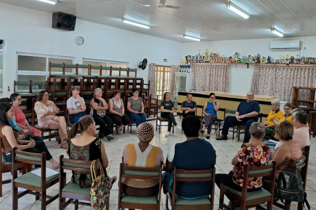 Guarujá do Sul retomou o projeto Farmácia Viva, voltado ao uso orientado de plantas medicinais, com coordenação do Lions Clube e apoio da Epagri